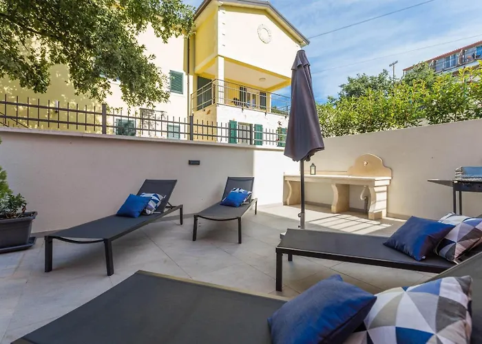 Apartamento Luxury Three Bedrooms Silver Near